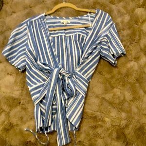 Black and White Striped Blouse/ Size M / Brand: MAX STUDIO